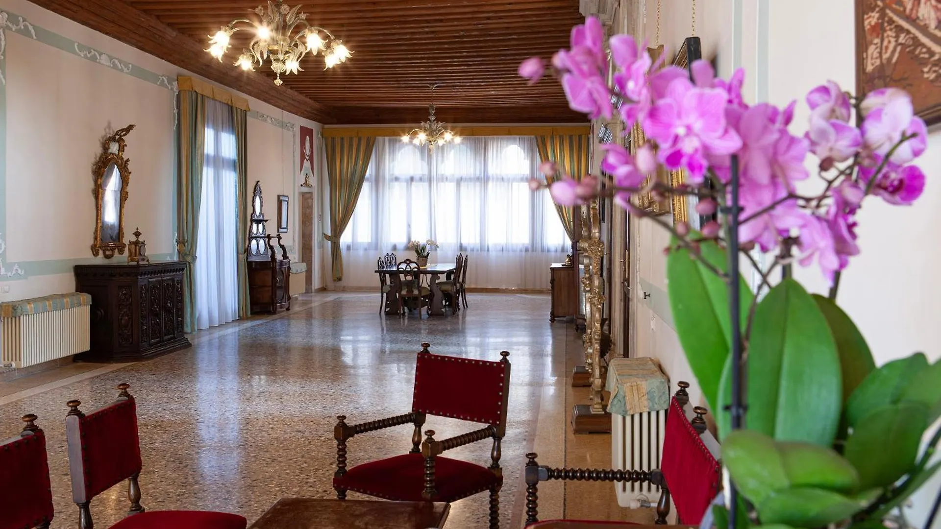 Luxury Apartment Pesaro Papafava Venice