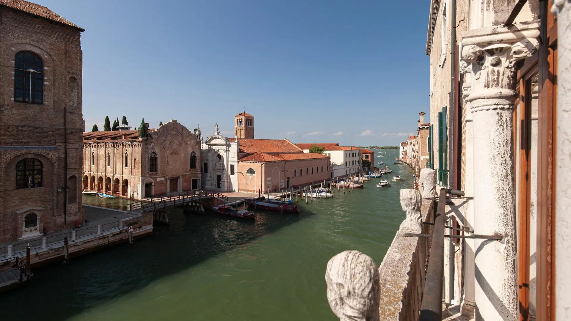 Luxury Apartment Pesaro Papafava Venice 0*,  Italy